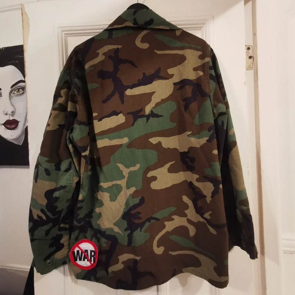 Men's Camouflage Jacket - Picture 7 of 8